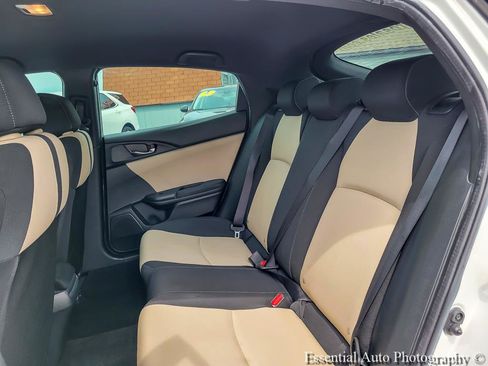 Used 2018 Honda Civic Sport image 11