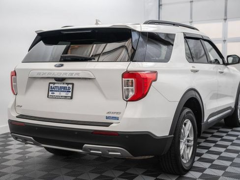 Certified 2023 Ford Explorer XLT w/ Equipment Group 202A AWD/4WD image 5