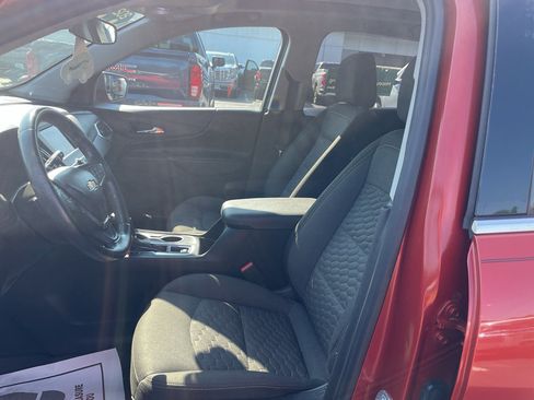 Certified 2020 Chevrolet Equinox LT FWD image 12