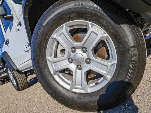 Used 2023 Jeep Wrangler Sport S image 2