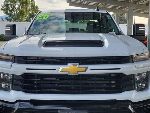 Certified 2025 Chevrolet Silverado 2500 Custom image 29