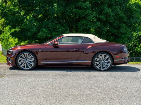 Used 2025 Bentley Continental GT Speed image 3