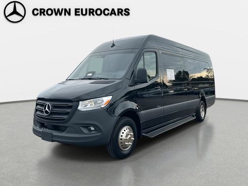 Used 2025 Mercedes-Benz Sprinter 3500 image 1