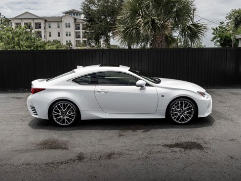 Used 2017 Lexus RC 200t F Sport RWD image 26