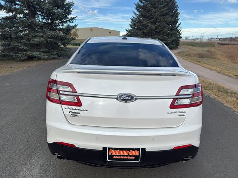 Used 2019 Ford Taurus Limited image 8