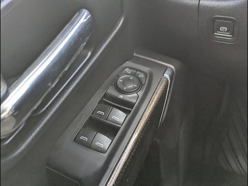 Used 2020 Chevrolet Silverado 1500 LT Trail Boss AWD/4WD image 28