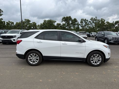 Used 2020 Chevrolet Equinox LS FWD image 5
