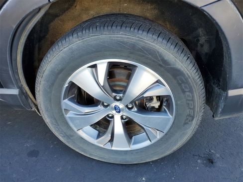 Used 2020 Subaru Ascent Premium w/ Convenience Package image 32