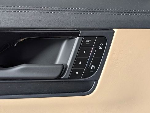 New 2026 Porsche Cayenne GTS image 27