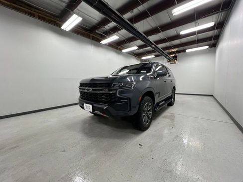 Used 2021 Chevrolet Tahoe Z71 w/ Luxury Package image 4