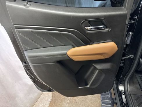 Certified 2023 GMC Canyon AT4 w/ AT4 Premium Package AWD/4WD image 23