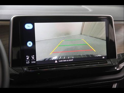 Certified 2024 Volkswagen Atlas SE AWD/4WD image 13