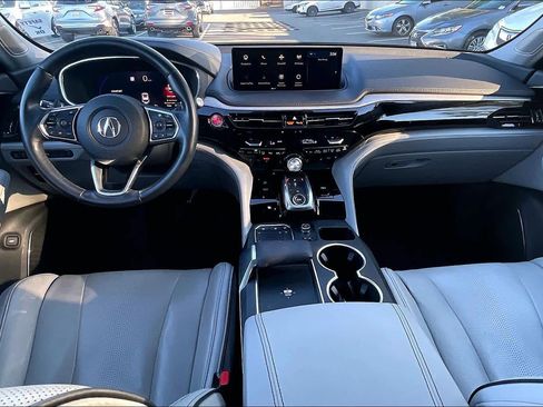 Used 2023 Acura MDX SH-AWD w/ Advance Package image 17