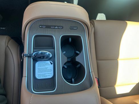 New 2026 Hyundai Palisade Calligraphy AWD/4WD image 18