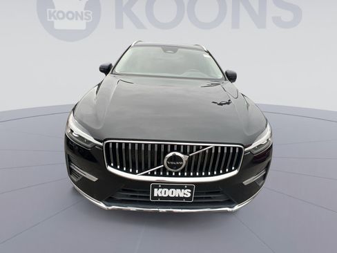 Used 2023 Volvo XC60 T8 Plus w/ Protection Package Premier image 11