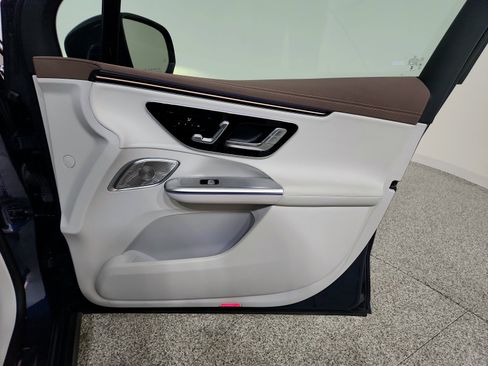 Certified 2023 Mercedes-Benz EQE 350+ 4MATIC SUV image 36