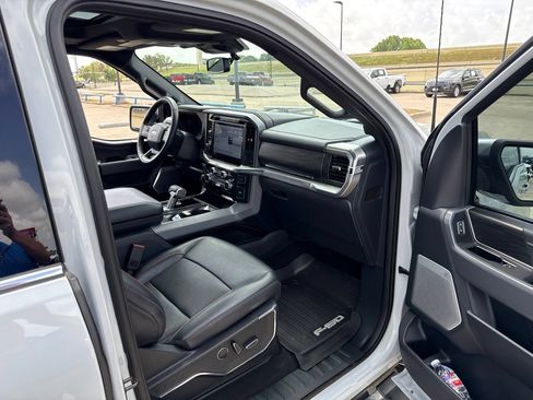 Used 2024 Ford F150 Lariat w/ Equipment Group 502A High AWD/4WD image 14