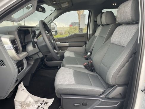 New 2026 Ford F250 XLT w/ XLT Premium Package image 21
