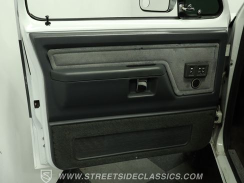 Used 1992 Dodge D/W Truck 250 AWD/4WD image 34