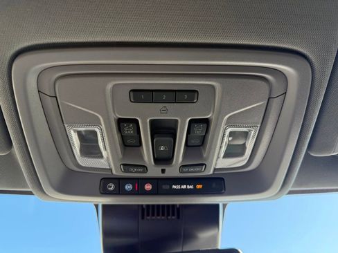 Used 2025 GMC Sierra 1500 SLT w/ SLT Premium Plus Package image 16