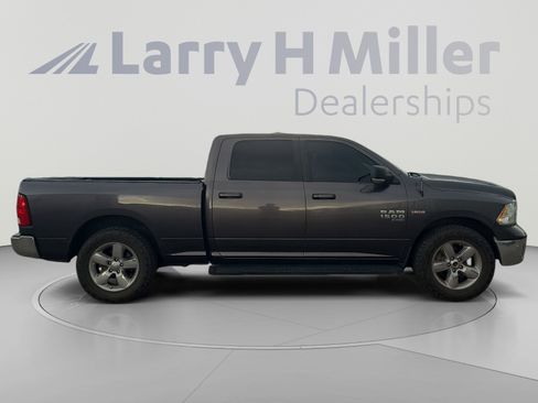 Used 2019 RAM 1500 Big Horn RWD image 6