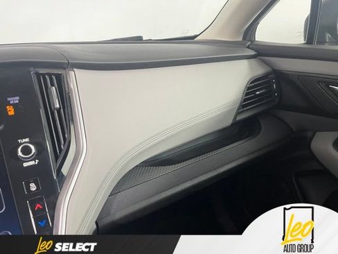 Used 2020 Subaru Outback Premium AWD/4WD image 23