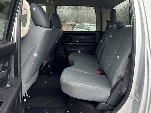 Used 2018 RAM 2500 Tradesman w/ Chrome Appearance Group image 10