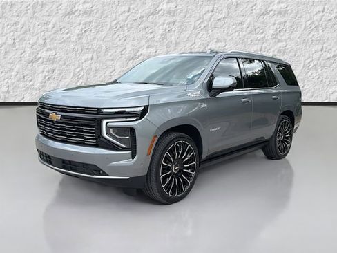 Used 2025 Chevrolet Tahoe High Country AWD/4WD image 7