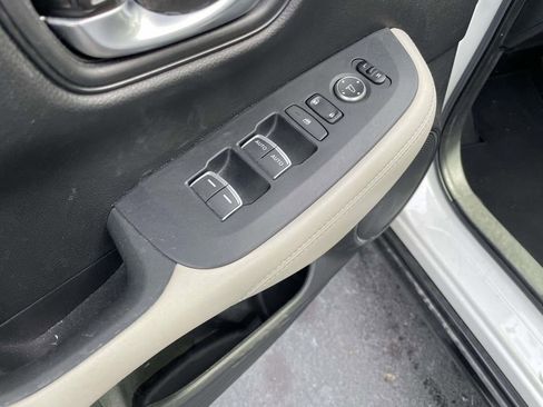 Used 2023 Honda HR-V EX-L image 28