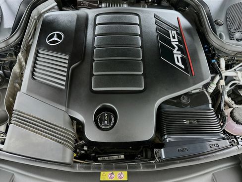 Used 2022 Mercedes-Benz E 53 AMG 4MATIC Sedan image 33