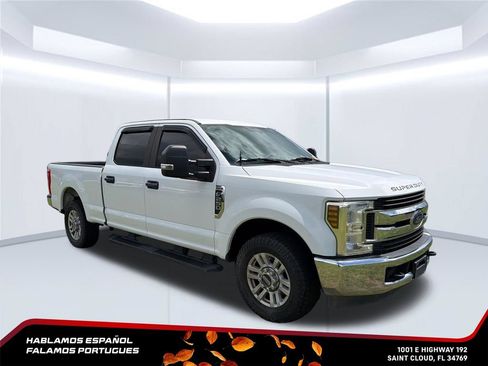 Used 2018 Ford F250 2WD Crew Cab Super Duty image 7