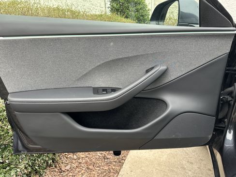 Used 2024 Tesla Model 3 image 13