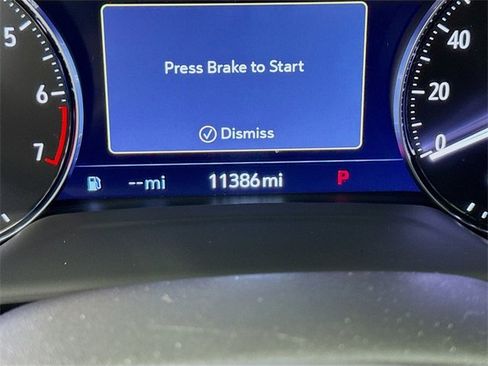 Used 2023 Buick Envision Avenir image 13