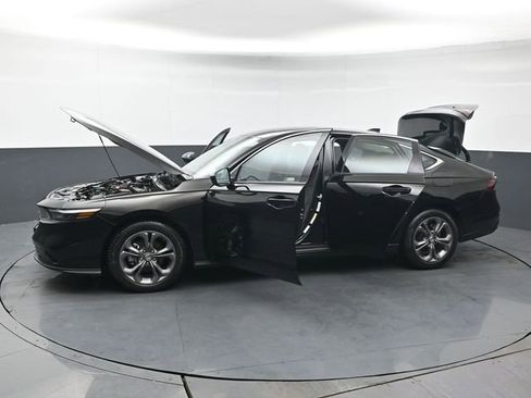 Used 2024 Honda Accord EX image 44