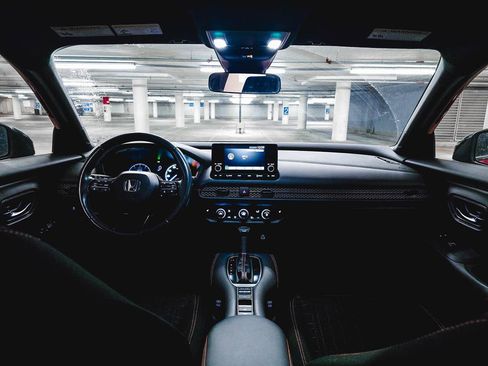 Certified 2024 Honda HR-V Sport image 3