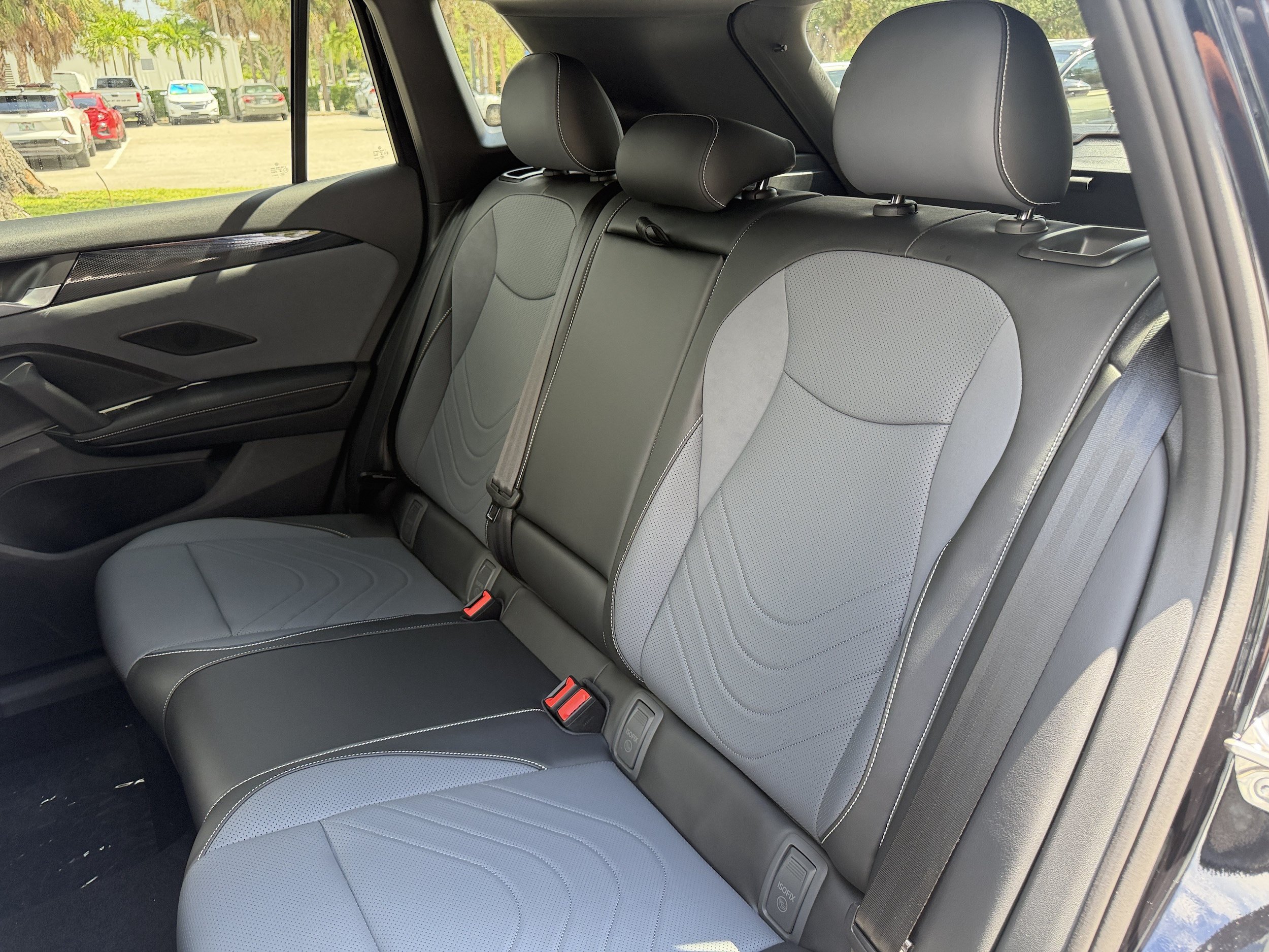 New 2026 Volkswagen Tiguan SE R-Line FWD image 19