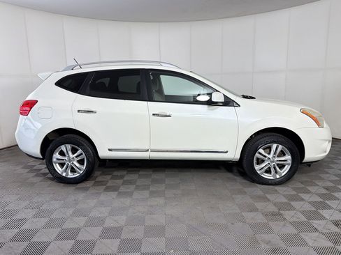 Used 2013 Nissan Rogue SV AWD/4WD image 8