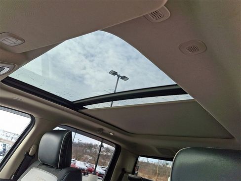 Used 2020 RAM 1500 Laramie image 14