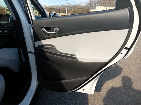 Used 2023 Hyundai Kona SEL w/ Convenience Package image 30