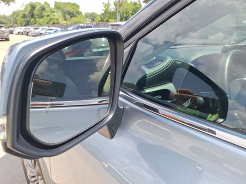 Used 2021 Toyota Highlander Platinum FWD image 14