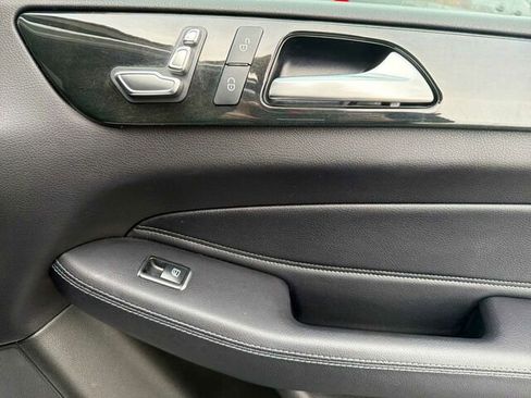 Used 2018 Mercedes-Benz GLE 350 4MATIC image 22