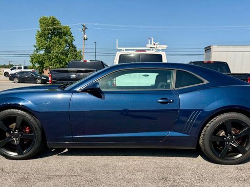 Used 2011 Chevrolet Camaro LT w/ RS Package RWD image 5