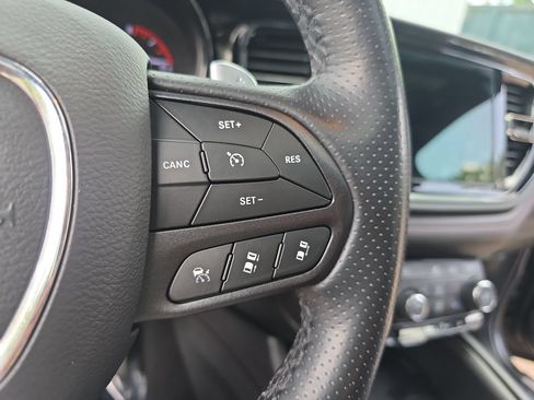 Used 2021 Dodge Durango R/T w/ Technology Group AWD/4WD image 18