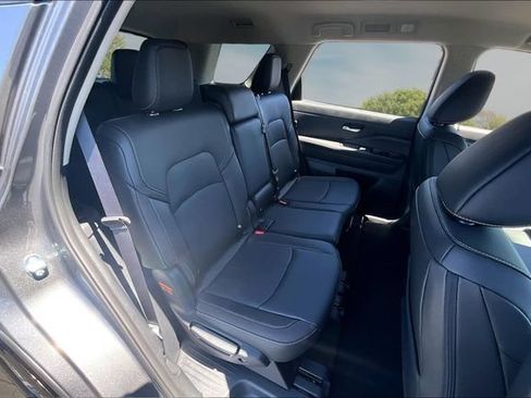 New 2026 Nissan Pathfinder SL w/ Cargo Package AWD/4WD image 10