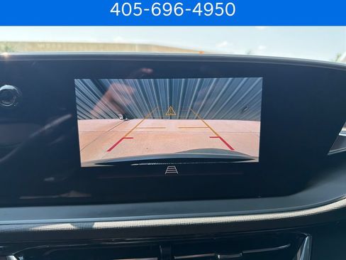 Used 2025 Buick Envista Sport Touring w/ Convenience II Package FWD image 26
