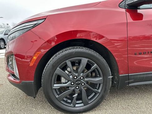 Used 2022 Chevrolet Equinox RS w/ RS Leather Package image 20
