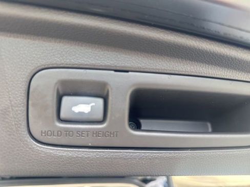 Used 2024 Honda CR-V EX-L image 16