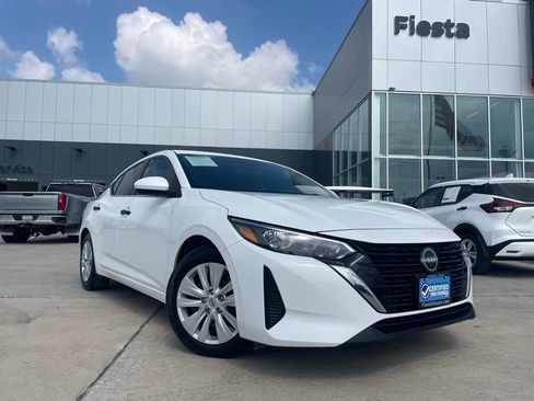 Certified 2024 Nissan Sentra S FWD image 1