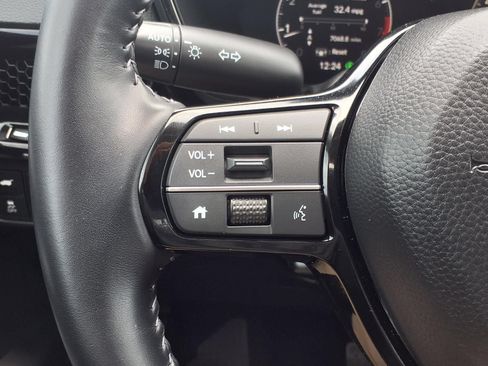 Used 2025 Honda CR-V EX-L image 17