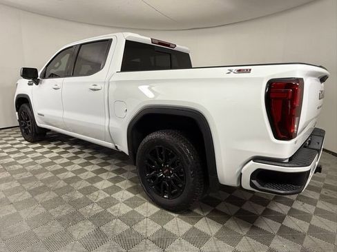 Used 2025 GMC Sierra 1500 Elevation w/ Preferred Package image 3